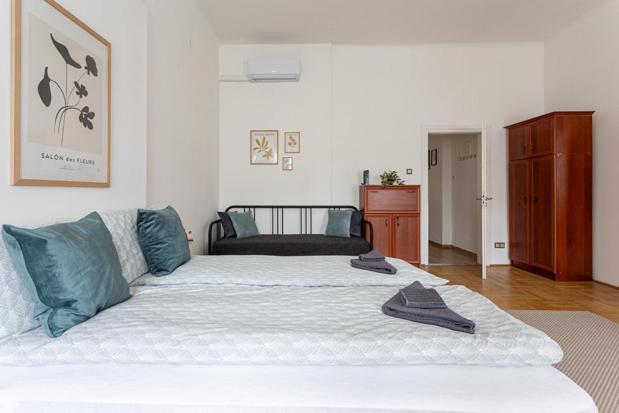 Urania Apartments Budapeşte Dış mekan fotoğraf